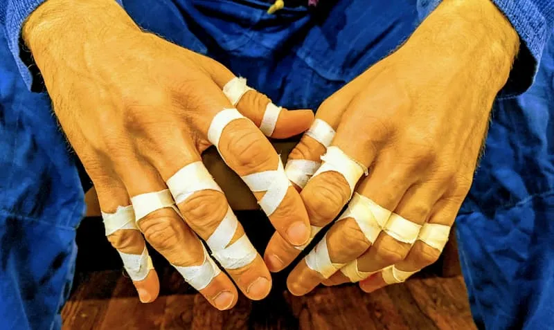 Protection des doigts en JJB  Combat libre et ses techniques